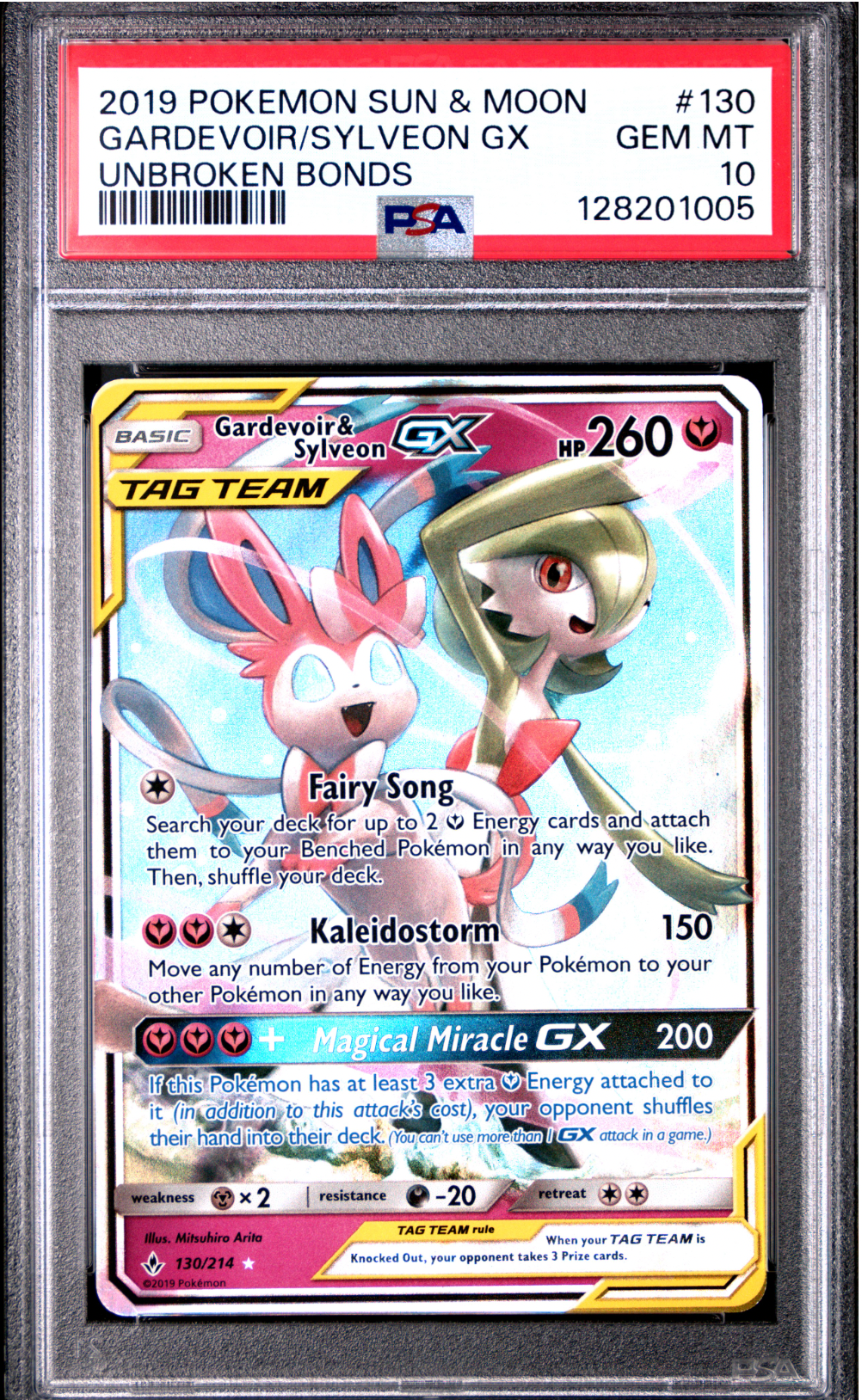 PSA 10 2019 GARDEVOIR & SYLVEON GX (130/214)